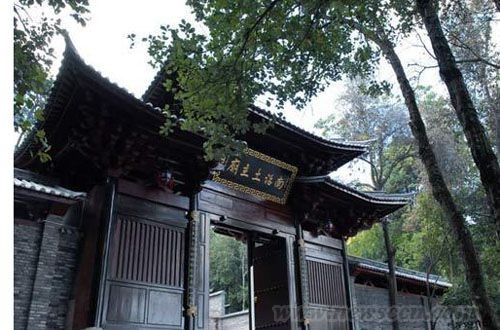 舊城改造需反思 不能“人去城空”