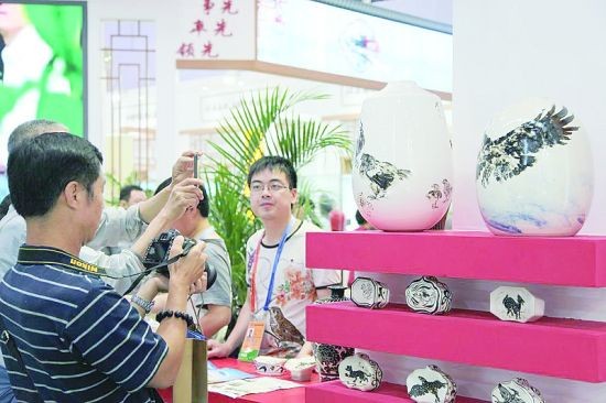 磁州窯藝術精品亮相京交會