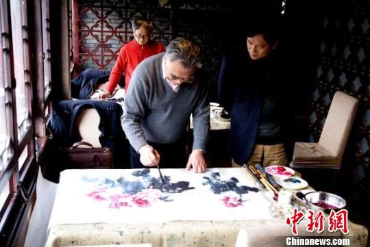 上海華僑書畫院赴七寶古鎮采風