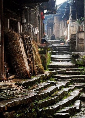 古鎮最美是雨天