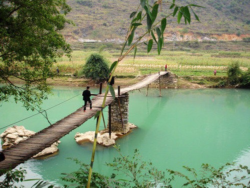 巴馬長壽橋