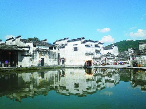 被圈起的古村鎮