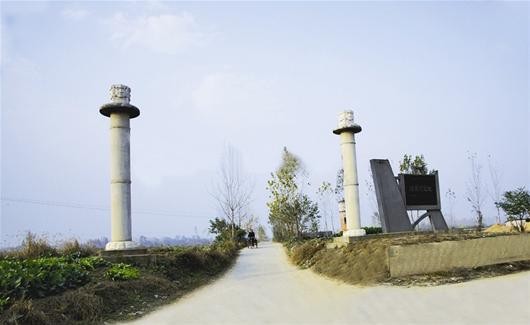 農村新報訊 圖為：石家河遺址出土的5000多年前的文物