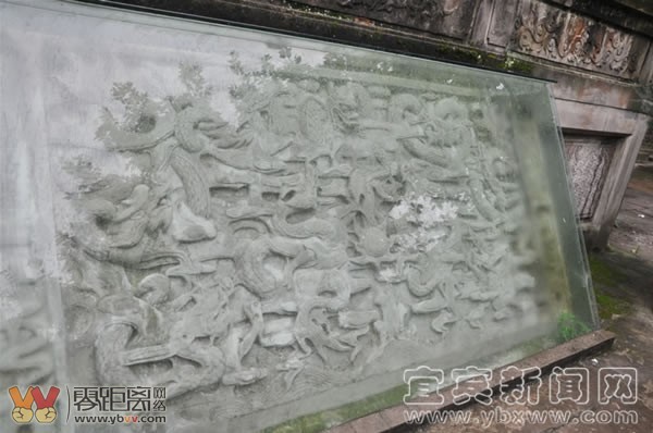 xinhua_sc_yibin20128222321403554804.jpg