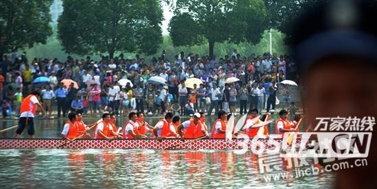 合肥十運會龍舟賽天鵝湖舉行