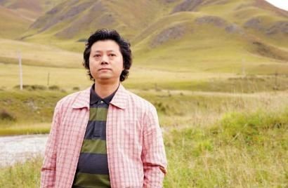 曾君：中國彩墨古鎮的拓荒人