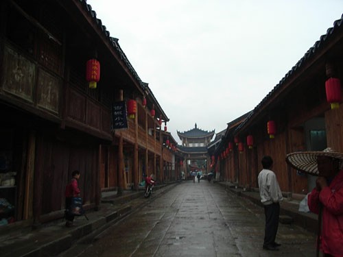 昭化三國古城,經過修舊如舊的保護,經歷了汶川大地震,依然挺立