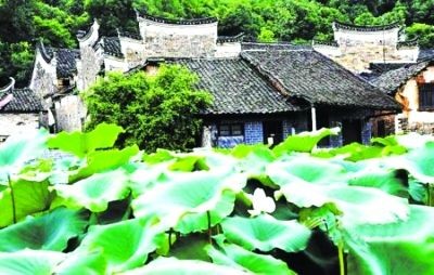 　　永興板梁村