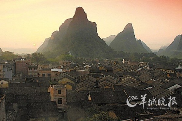 廣西黃姚古鎮景區　潘曉東攝