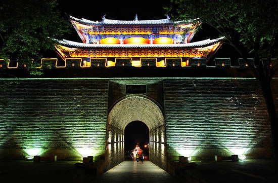大理夜景