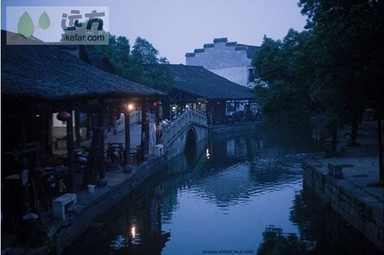 傍晚古鎮水鄉