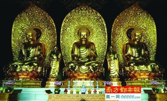 李嘉誠15億捐建寺廟開放融現代科技有防彈房
