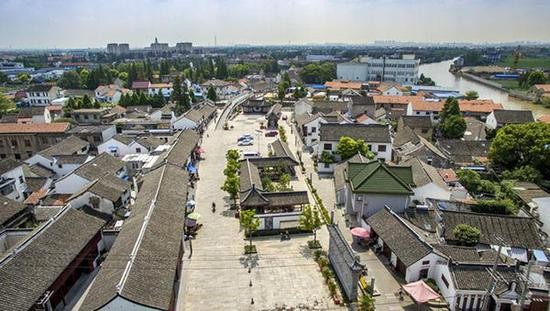 上海一小鎮投數千萬元保護古建築請名人隱居