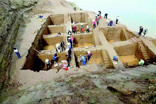 松滋關洲遺址考古發掘現場