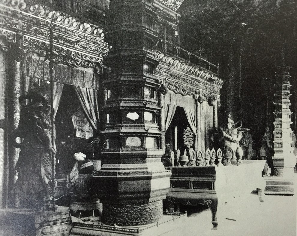 故宮雕塑展館，就在“嬛嬛家”隔壁
