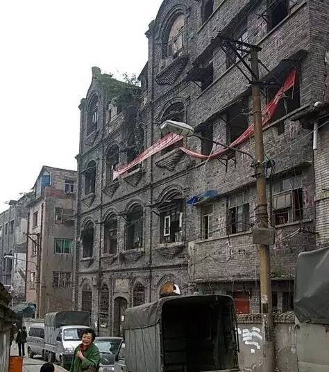 點擊圖片進入下一頁