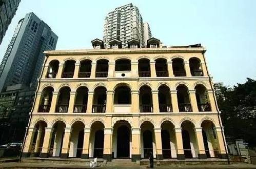 點擊圖片進入下一頁