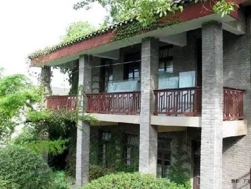 點擊圖片進入下一頁