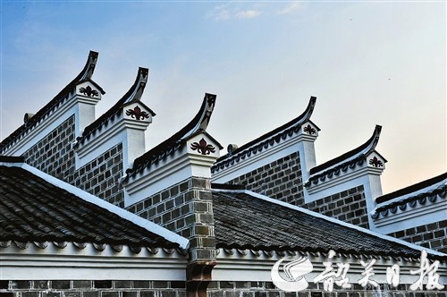 廣東新豐縣雲髻山下古建築群