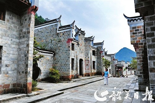 廣東新豐縣雲髻山下古建築群