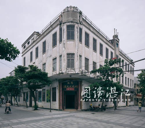 湛江老街的古巷映畫