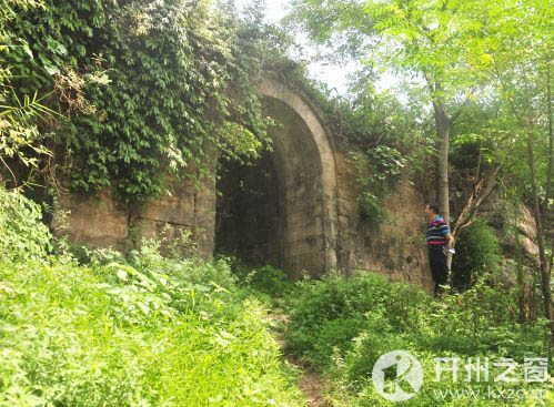 岳溪鎮有一處宋代古建築遺址——鯉魚寨