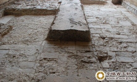 安徽鳳陽明中都城遺址午門內發現明初道路