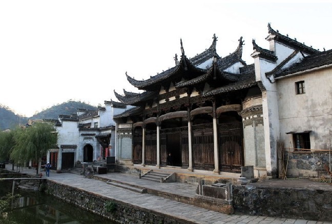 龍川胡氏宗祠