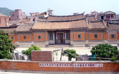 泉州楊阿苗故居 雕刻彩繪尤為出彩