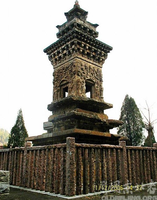 山東濟南龍虎塔