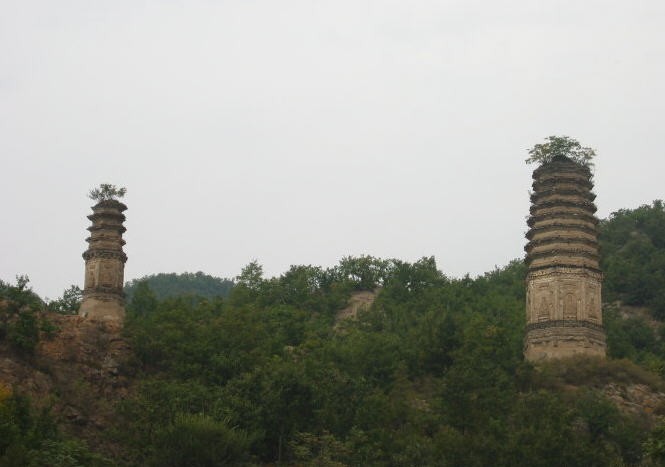 妙峰寺雙塔