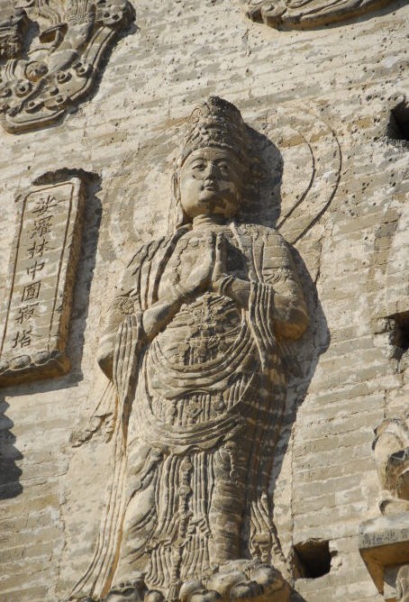 遼寧朝陽雲接寺塔