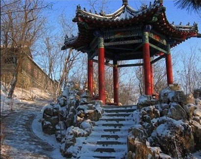 鐵嶺崇壽寺塔