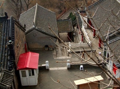 千山無量觀