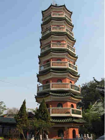 國恩寺重修後的報恩塔