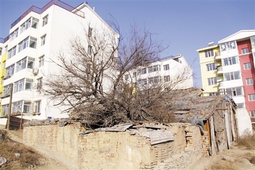 隱藏在樓宇間，郭家巷顯得格格不入