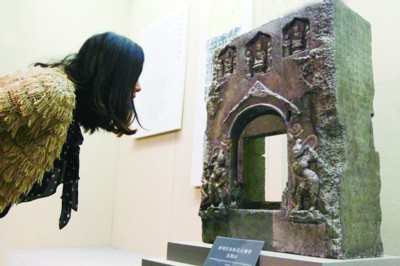造石佛塔