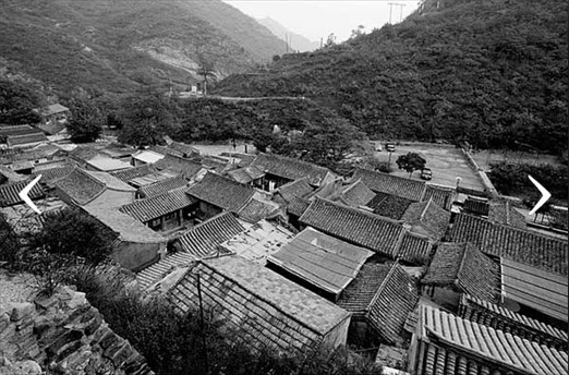 爨底下村