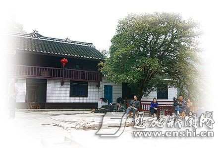 即將改建完的特色民居