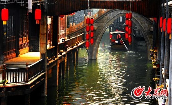 台兒莊古城晨曲