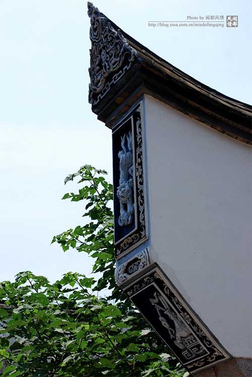 馬鞍牆