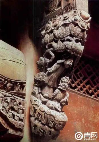 中國古建築梁柱間的特色構件——雀替