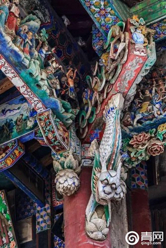 中國古建築梁柱間的特色構件——雀替