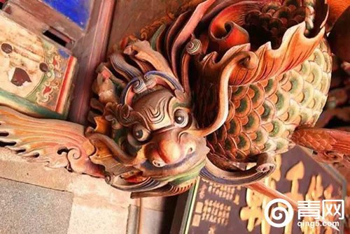 中國古建築梁柱間的特色構件——雀替