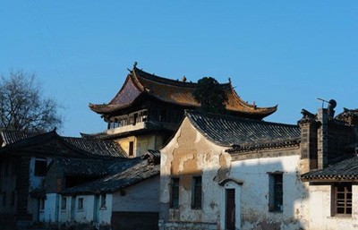 團山村