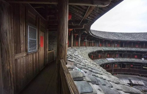 以和為貴 百年土樓至絕至奇