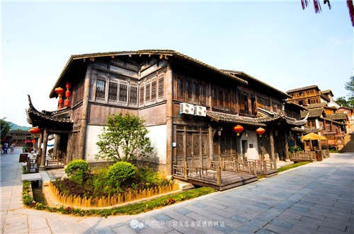 鎮江：穿越明清古建築千華古村