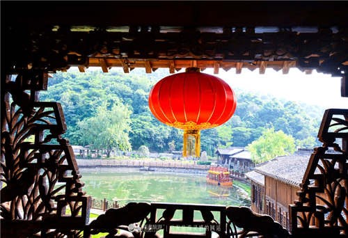 鎮江：穿越明清古建築千華古村