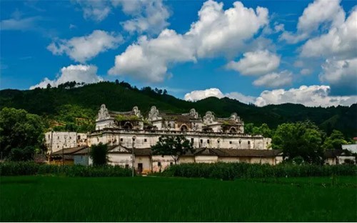 廣東陽山古建築——學發公祠
