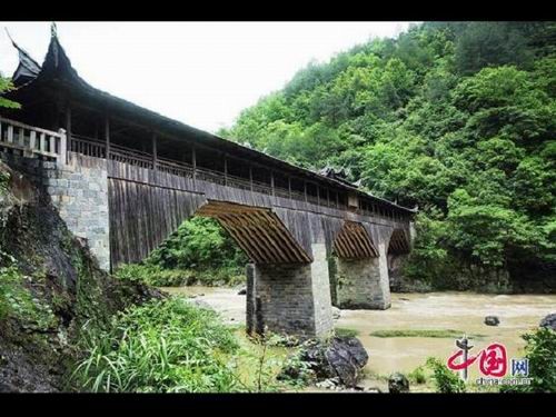 蓋在橋上的房子——福建屏南廊橋